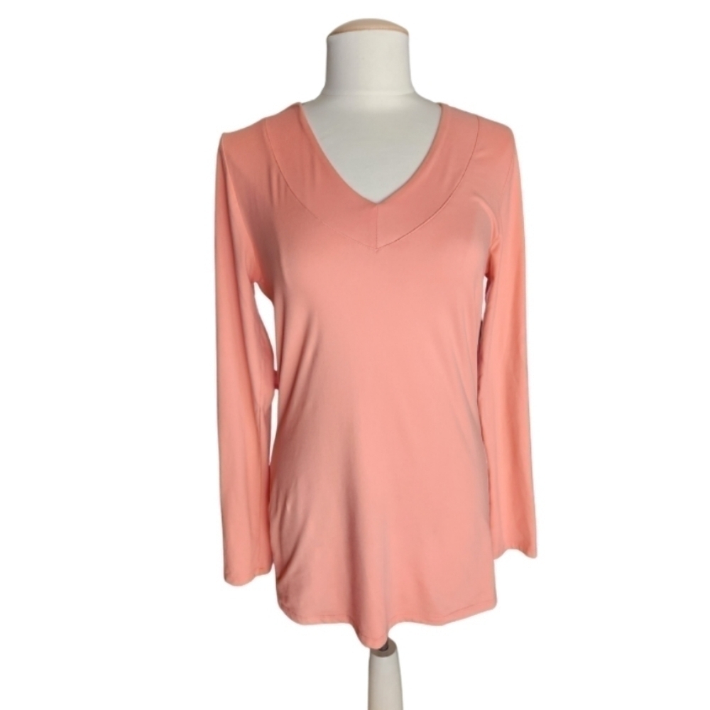 NWOT Vanity SoSoft Long Sleeve Pink V-Neck Top